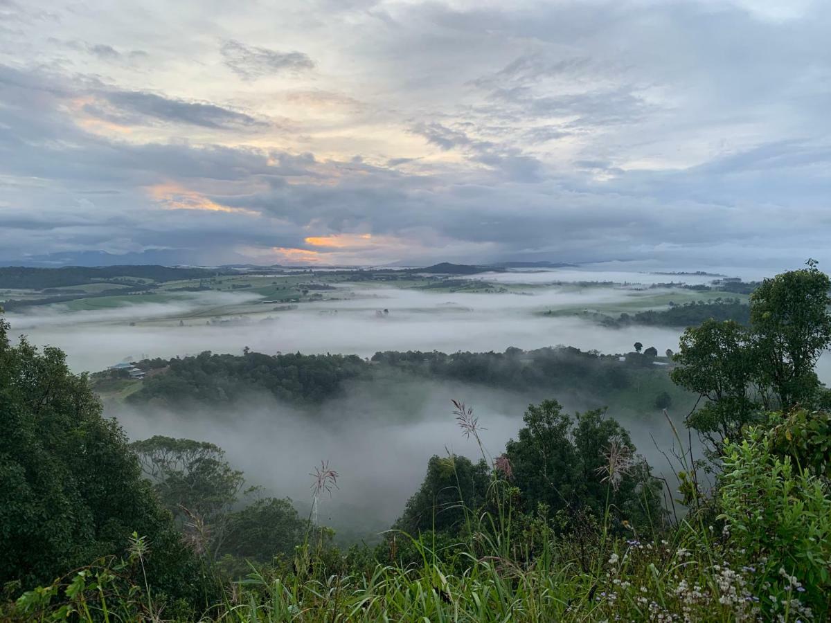 Mt Quincan Crater Retreat Yungaburra Exterior photo